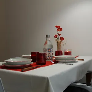 The Blue Nest - Red Near 5 Terre Appartement