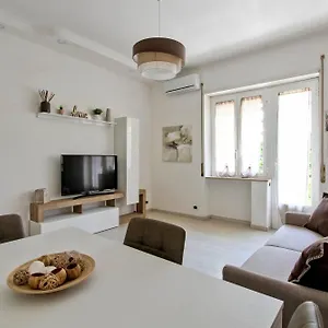 https://martina-home.it-romehotels.com
